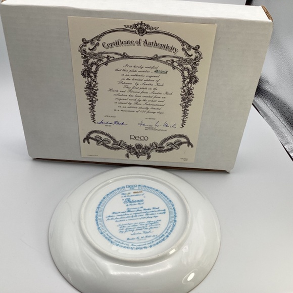 Sandra Kuck Collector’s Plate “Patience” big sister and little brother fishing - Picture 3 of 4